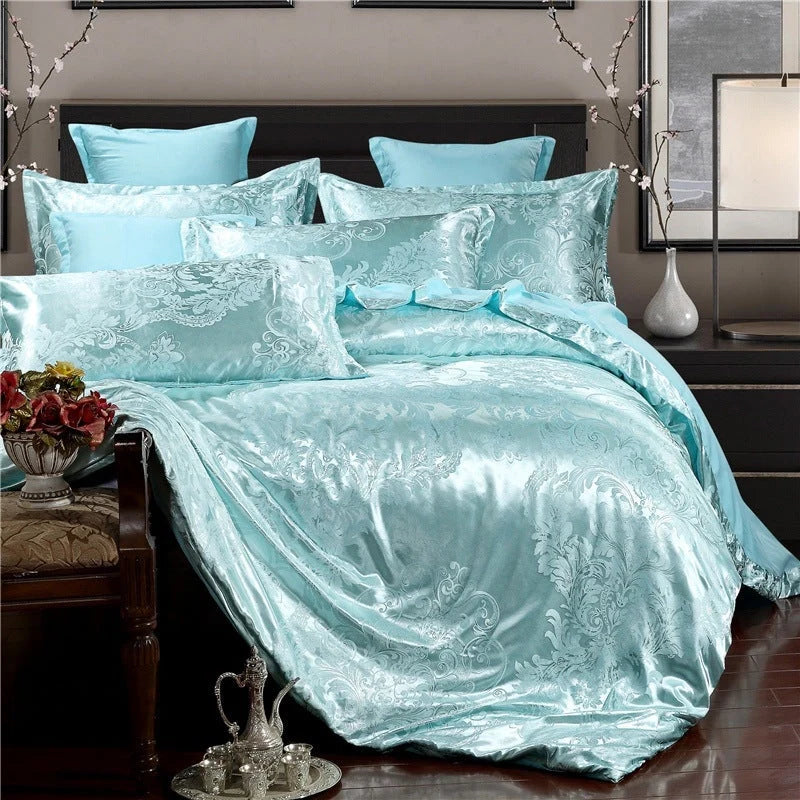 Four-piece jacquard bedding set in vibrant colours, made from durable polyester fibre