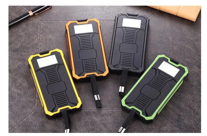 Solar power bank in black, green, orange or yellow with polymer lithium-ion battery