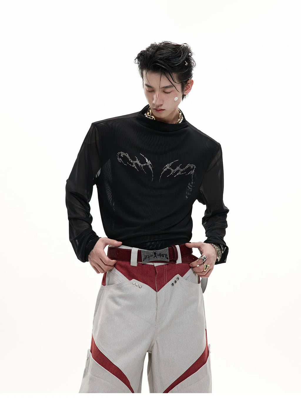 Men's black mesh bottoming shirt with long sleeves and slim fit design