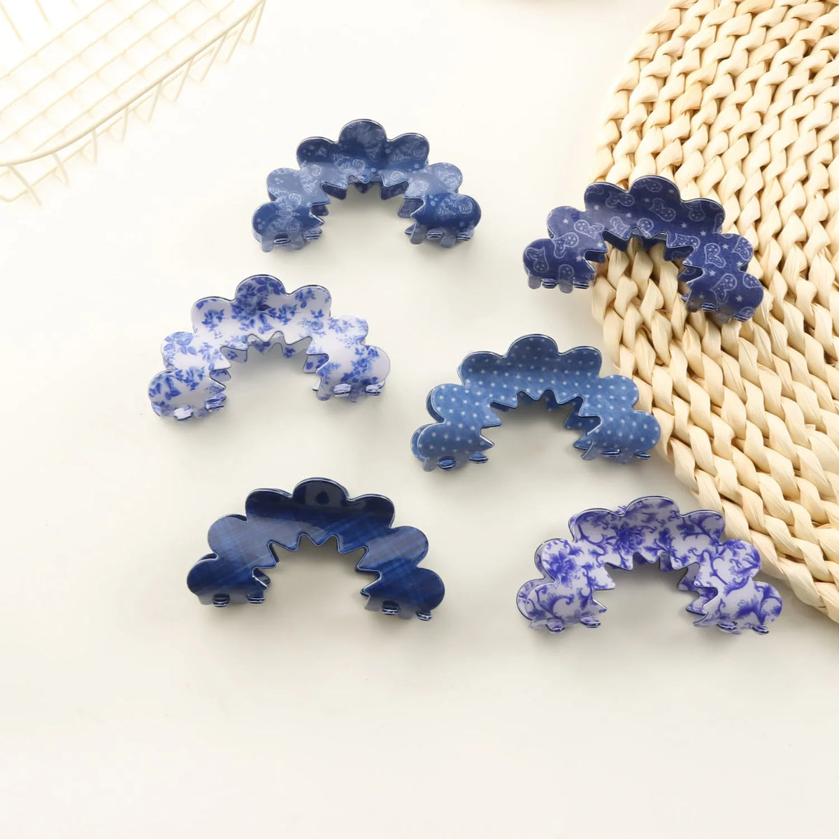 New Wave Grip Blue Series PVC barrette women's natural asymmetric back head hair clip in plaids pattern