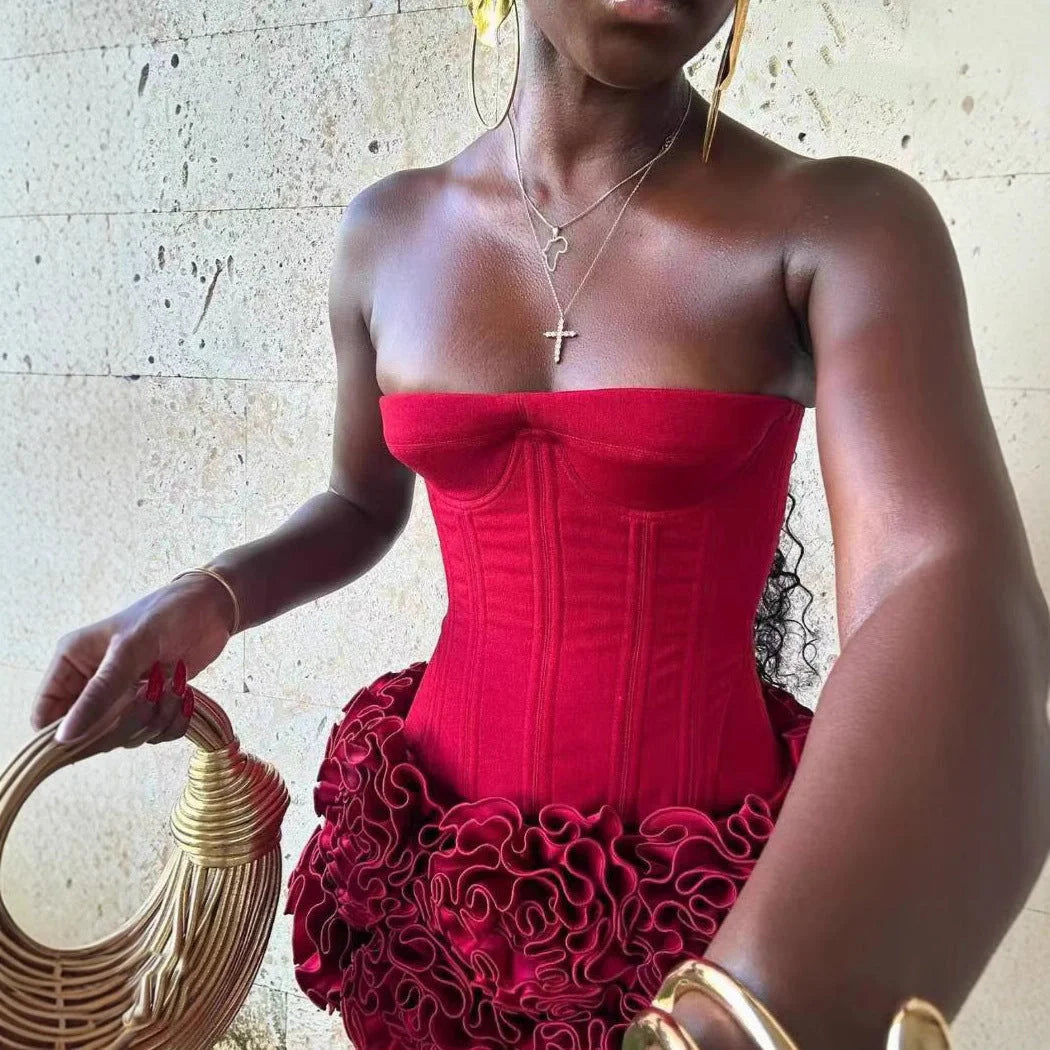 Adjustable tube top and short skirt set in cotton for nightclub outings, available in red and white