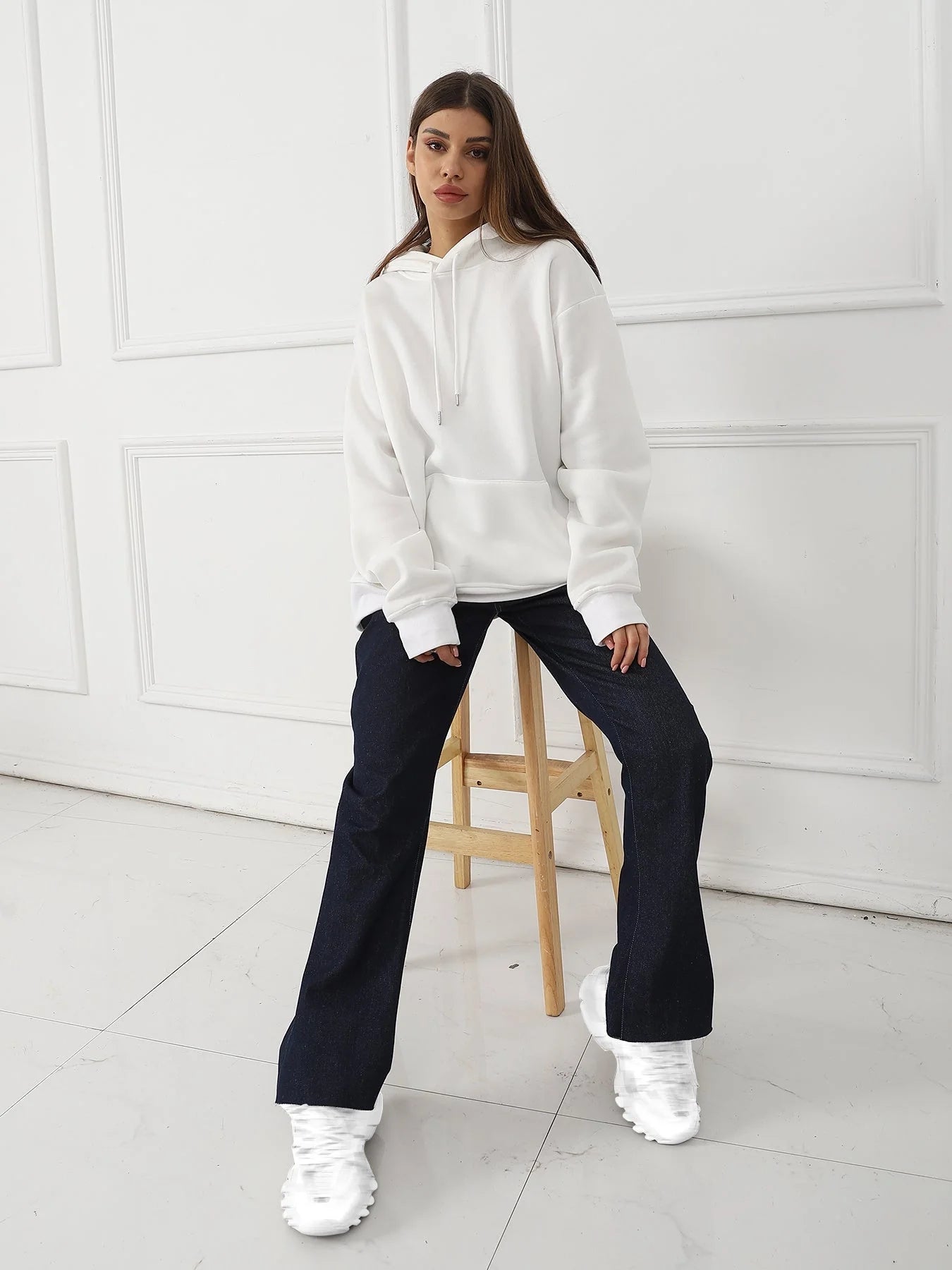 Women's casual printed long sleeved sweatshirt in polyester, available in white, khaki, and black.