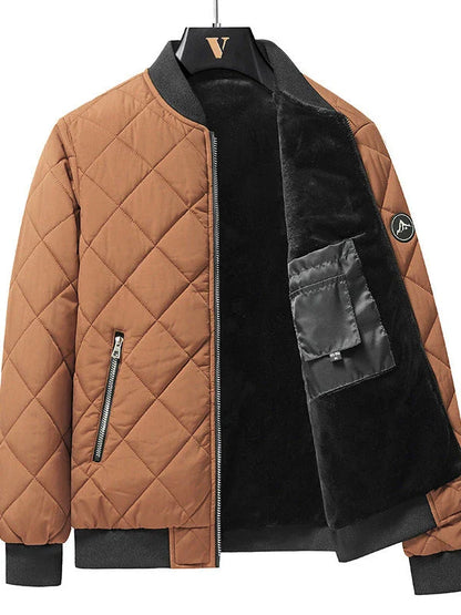 Stylish and warm men's winter jacket with rhombic-sewing design and cozy polyester lining