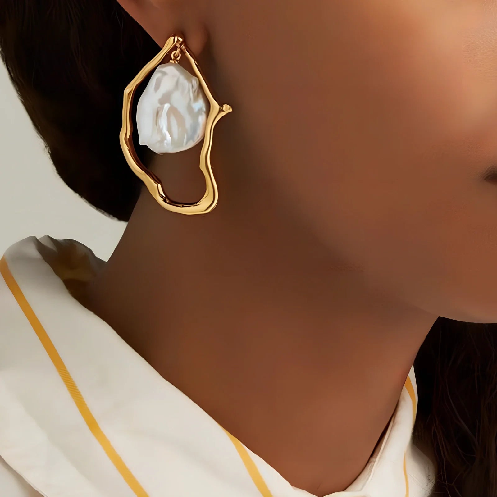 Gold alloy irregular pearl earrings with European-American styling for women