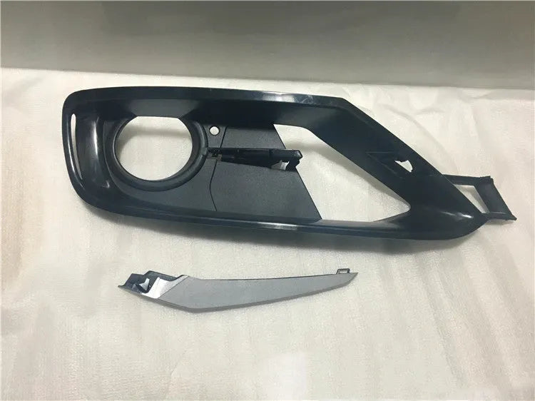 Front bumper fog lamp cover trim for BMW 3 Series F30 left and right pair fully enclosed style