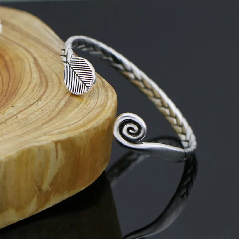 Women's Chinese retro bracelet with fish charm in 925 silver electroplated copper with adjustable opening