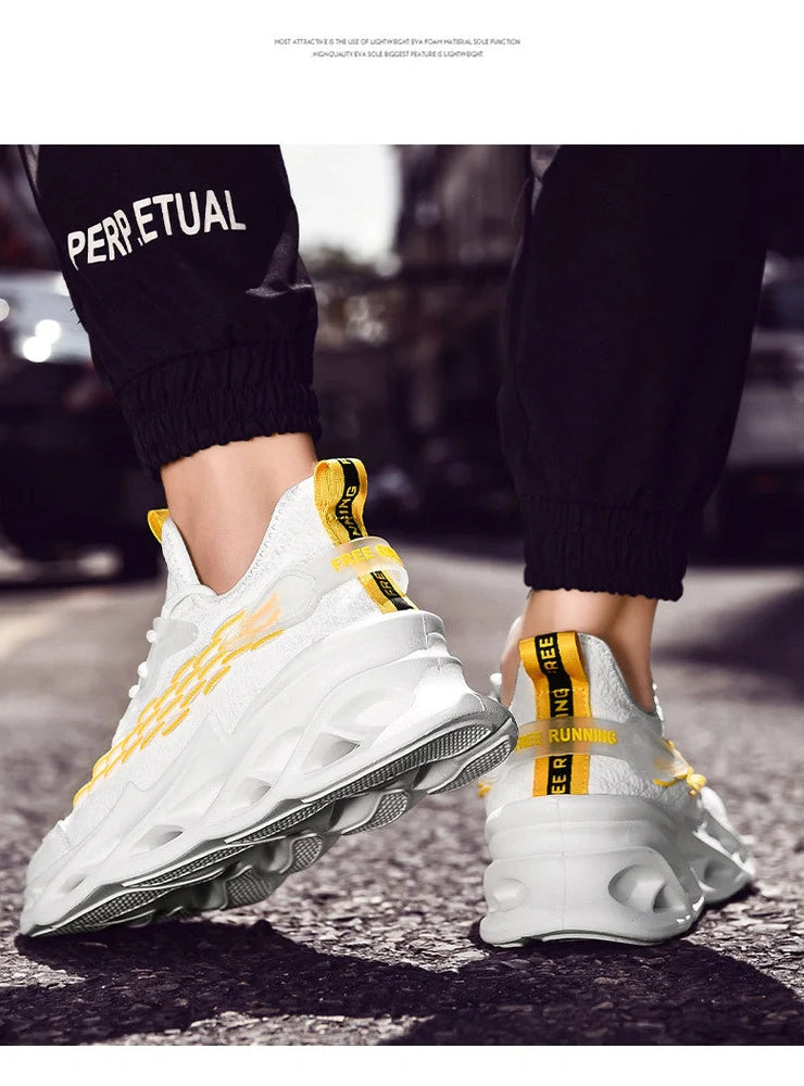 Wild sports casual shoes with lace-up closure and low heel in beige, black, or white options