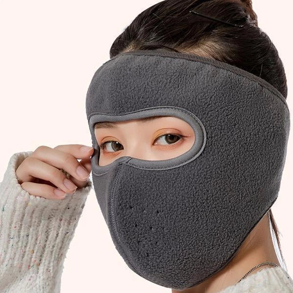 Autumn and winter dust masks in various colours for breathability and warmth