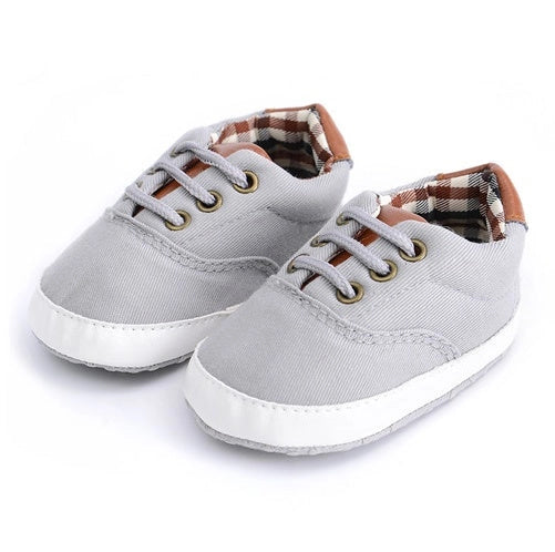 Solid colour baby canvas shoes with anti-slip sole for toddlers