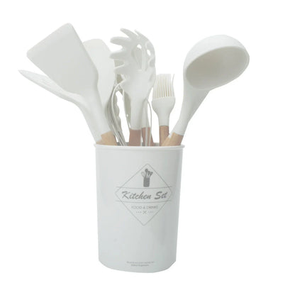 Silicone kitchenware set with wooden handle, heat resistant up to 230°C
