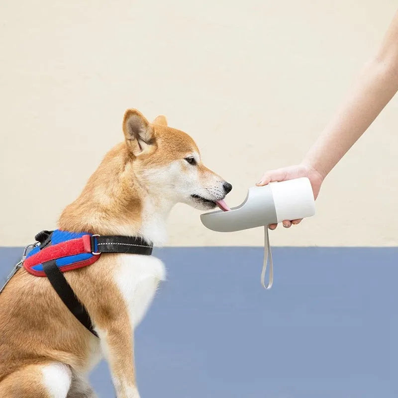 White Moestar rocket-shaped pet drinking cup with grey accents and 270ml capacity