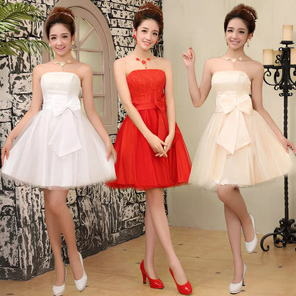 Short tube top lace bride wedding dress in white, with 74-90 cm bust stretch and 78 cm length for adjustable bridal fit