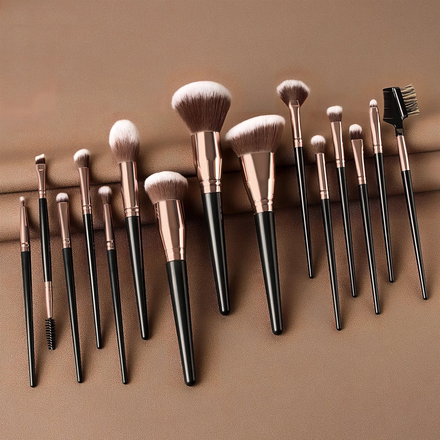 15-piece brown makeup brush set with 19cm lengths and 4cm man-made fibre eye shadow brush
