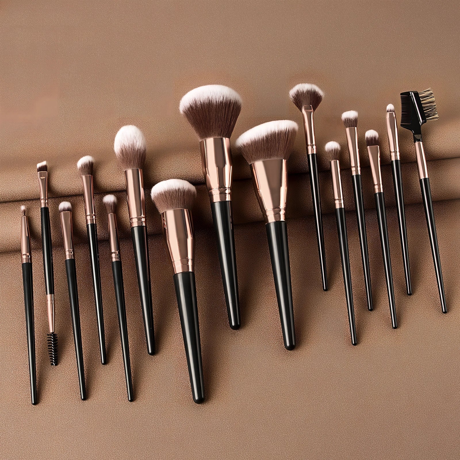 15-piece brown makeup brush set with 19cm lengths and 4cm man-made fibre eye shadow brush