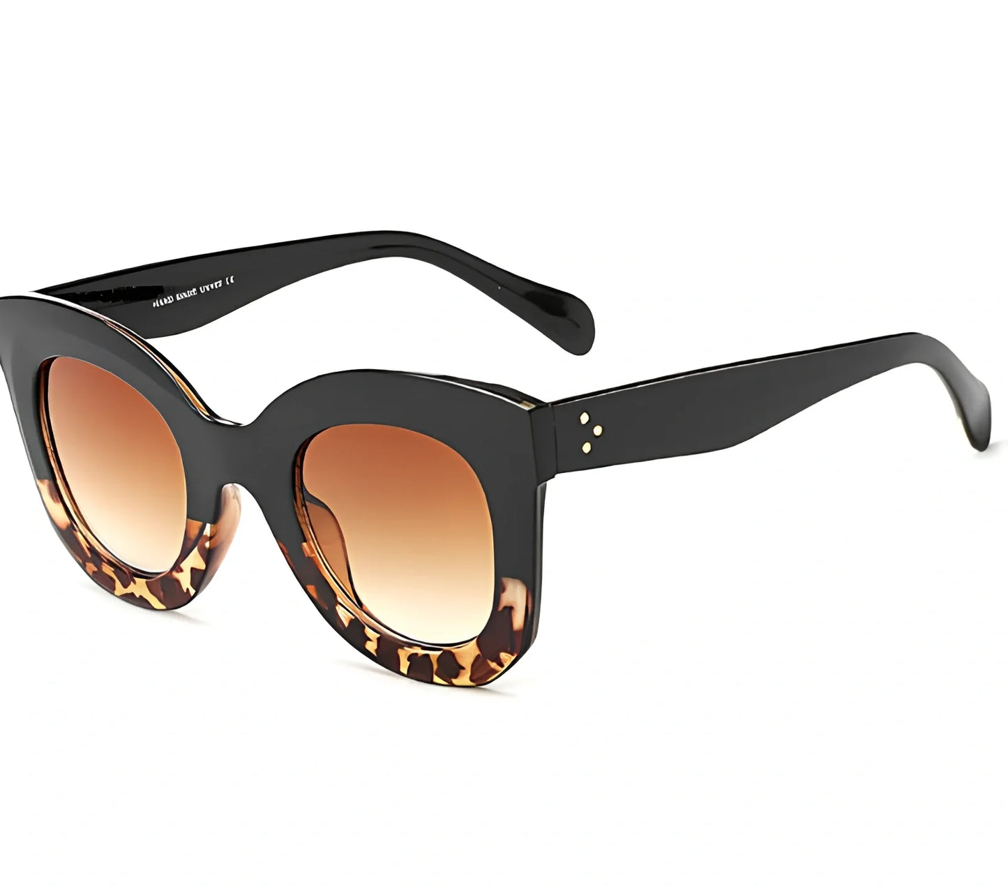 Women's vintage cat eye sunglasses with gradient lenses and polycarbonate frame