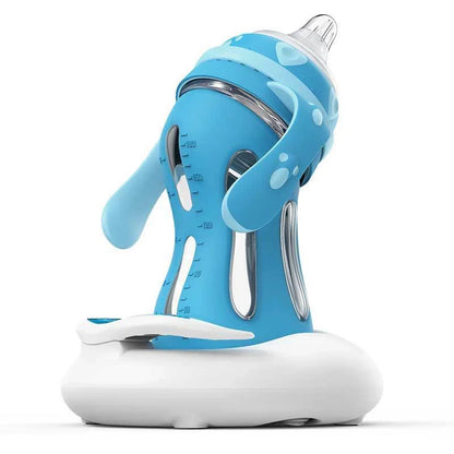 Glass baby bottle with temperature-sensitive silicone sleeve and USB milk warmer in sky blue