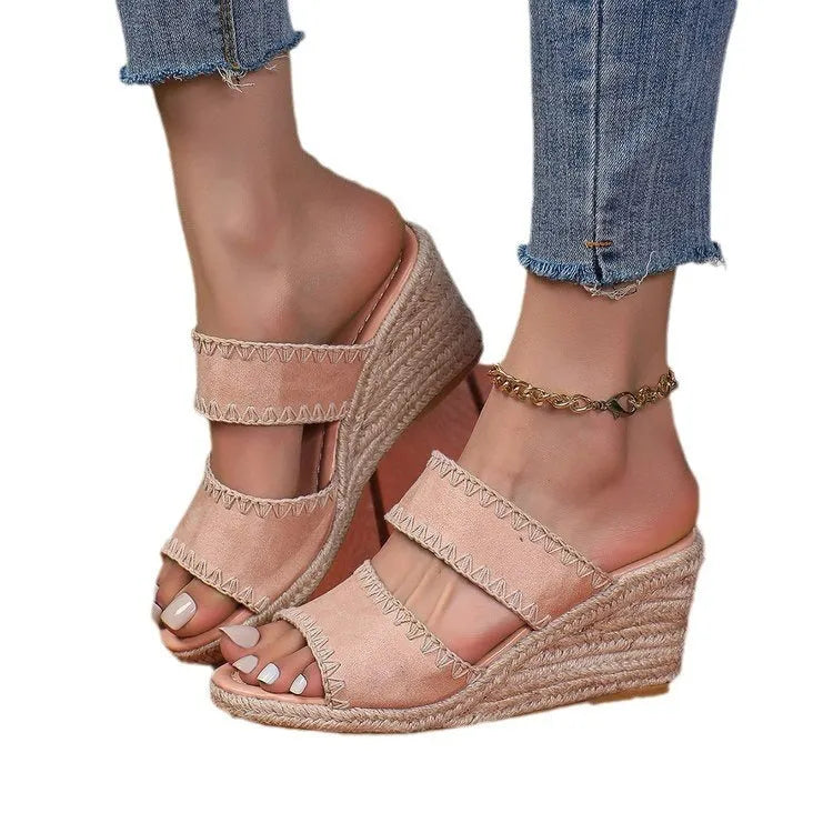Plus size women's retro hemp rope slippers, round toe, PU upper, rubber sole, available in black or beige, sizes 36-43