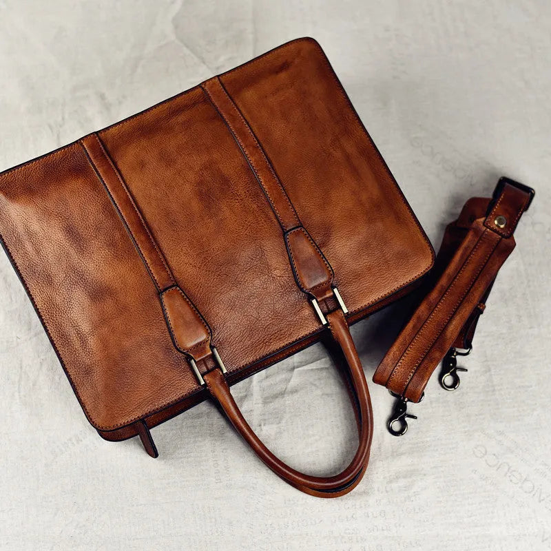 Men's 14-inch khaki leather business handbag with horizontal retro design and zipper opening