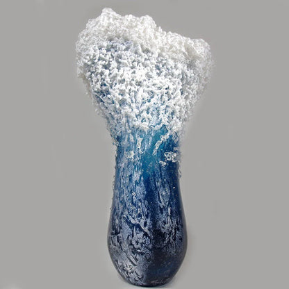 Majestic Wavy Vase Resin Desktop Flower Pot with ocean wave design