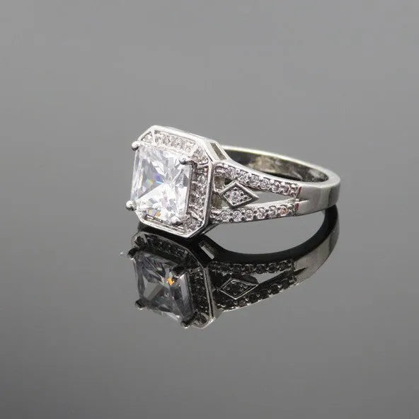 Women's geometric zircon ring with hollow quadrilateral design in platinum-colour copper
