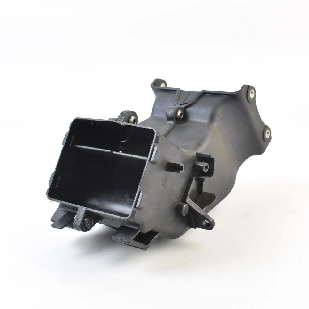 Black breathable ventilation pipe for Yamaha motorcycle, dimensions 280mm x 170mm x 160mm.