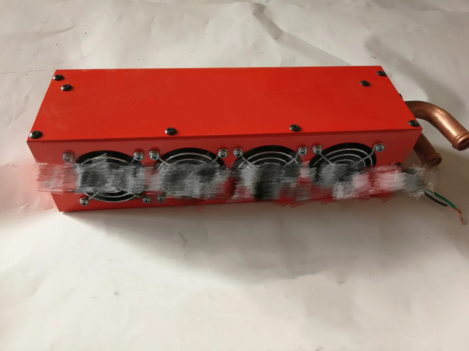 Small metal car heater with copper pipes for 12V 24V vehicle installation