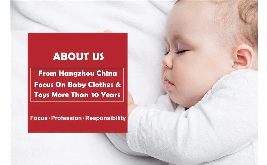 Food grade silicone banana teether toy for babies, safe and soothing for teething