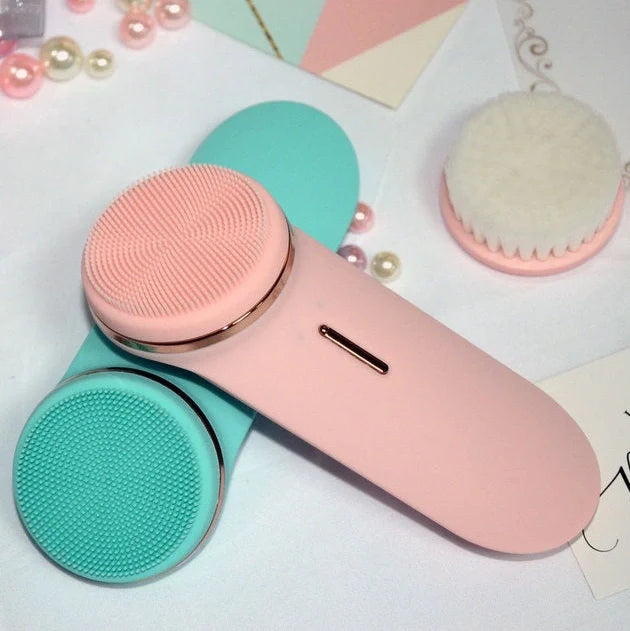 Green silicone electric face cleaner showing 132mm length with vibration cleaning surface