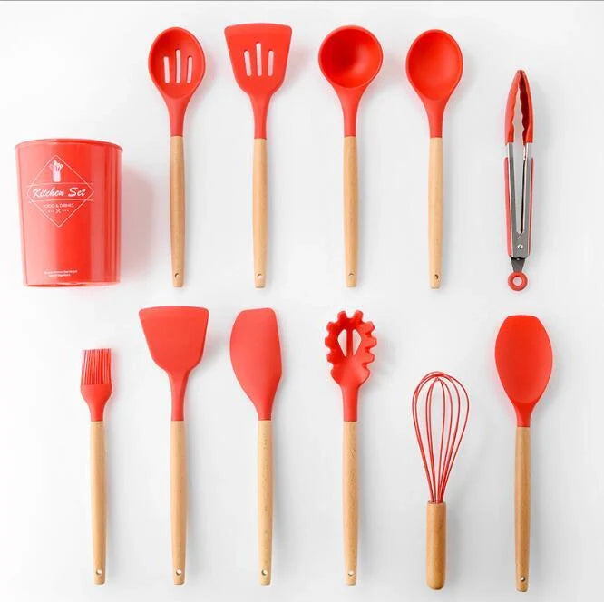 Silicone kitchenware set with wooden handle, heat resistant up to 230°C