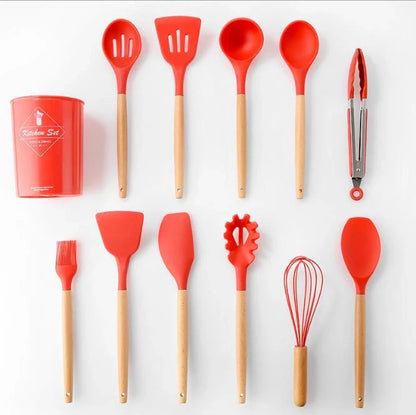 Silicone kitchenware set with wooden handle, heat resistant up to 230°C