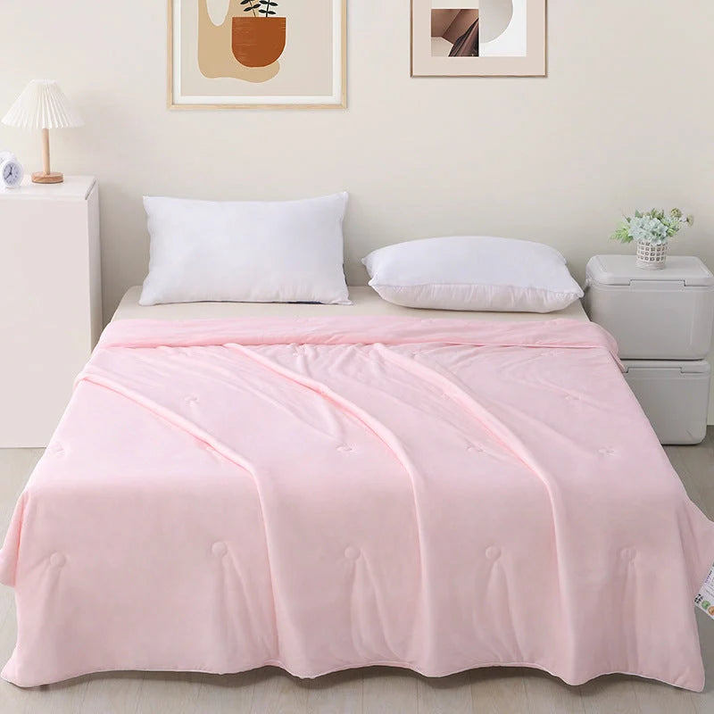 Machine washable ice silk thin quilt in various colours and sizes for cool summer nights
