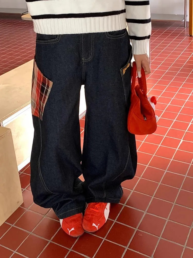 Women's loose fit cotton trousers in straight leg design with plaid pattern, shown in coffee and red colour options