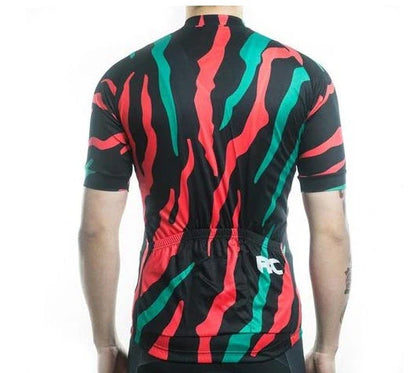 Ripped design cycling jersey with full-length zipper and reinforced back pockets for cycling