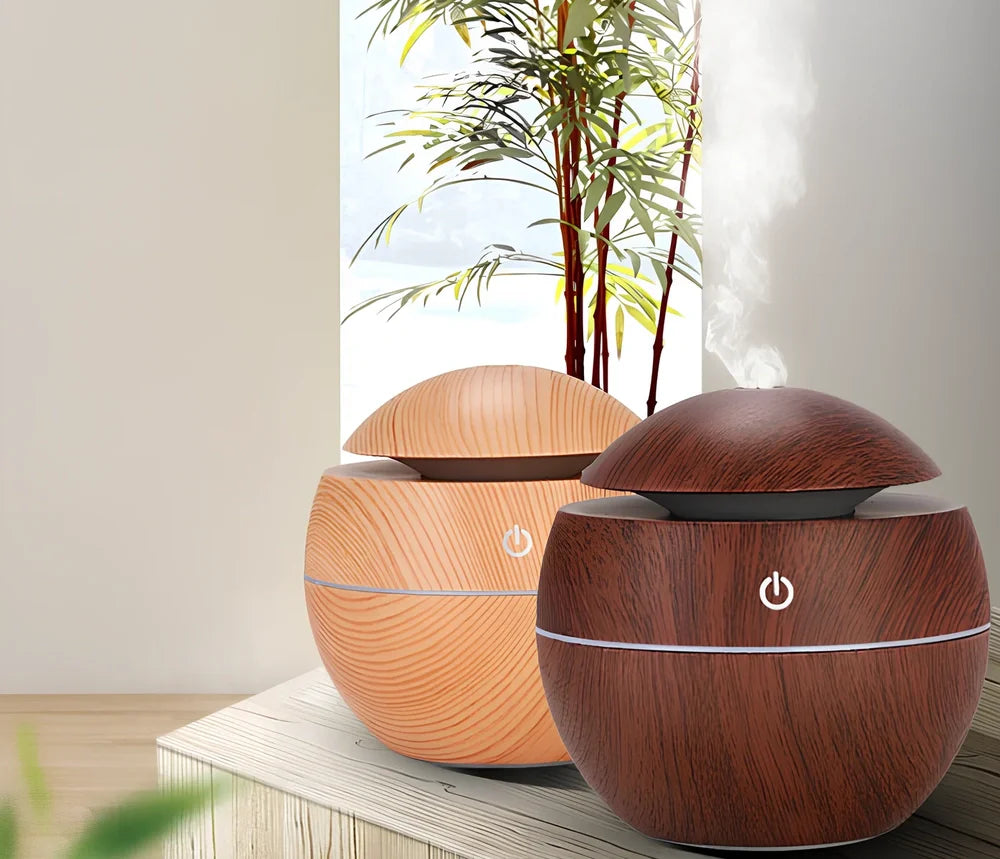 Wood grain USB desktop aroma diffuser with coloured lights and 130ml water tank for office use
