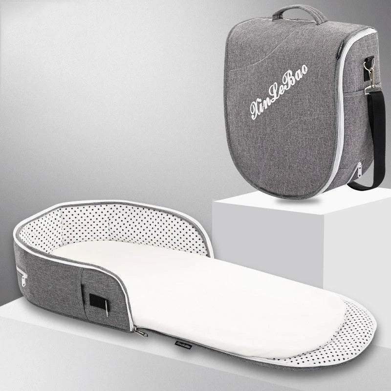 Portable folding crib with uterine bionic design for deep baby sleep