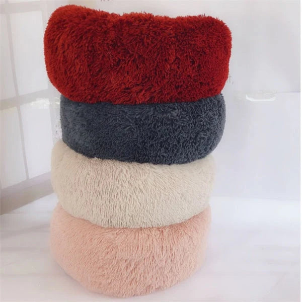 Round long hairy cat mattress in various colours and sizes for pet comfort