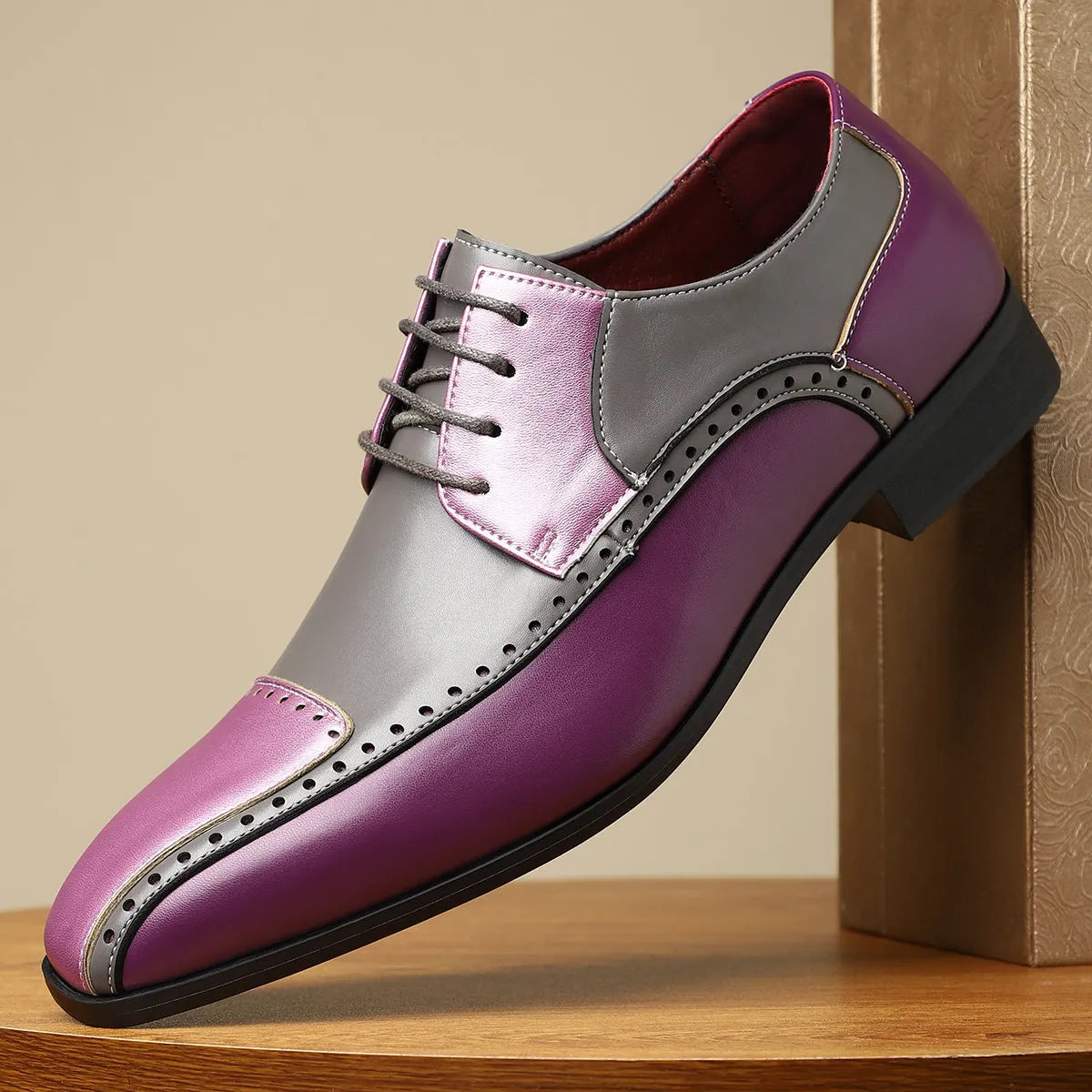Men's low-top business casual shoes in artificial PU with EVA sole and leather detailing