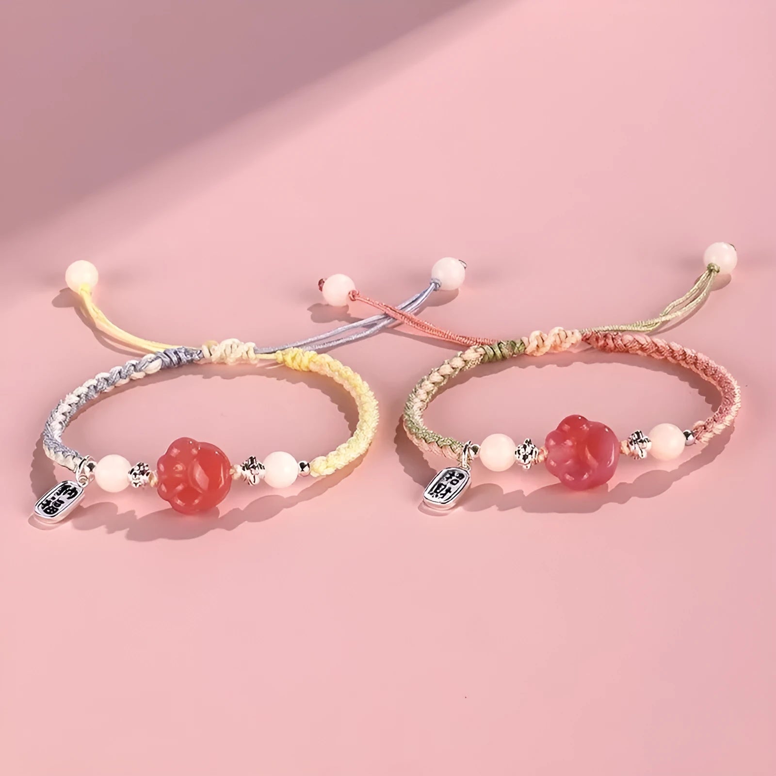 Handmade cat's paw couple bracelet with woven glass beads in pastoral style