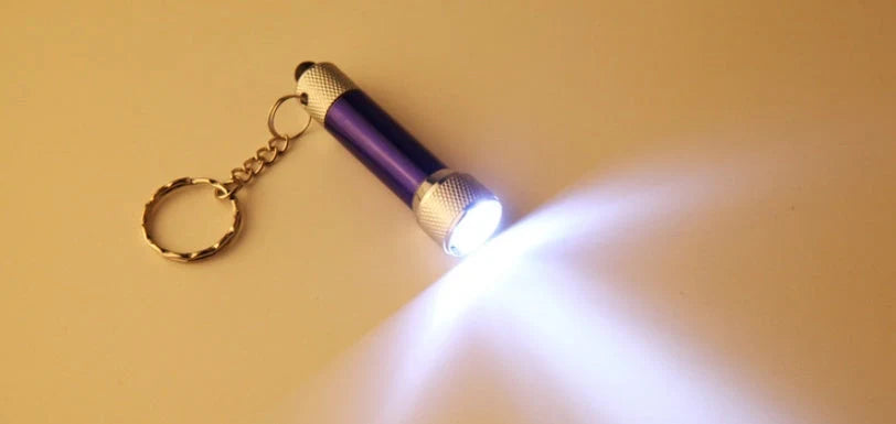 Mini Keychain Light in aviation aluminium alloy with ultra-bright LED