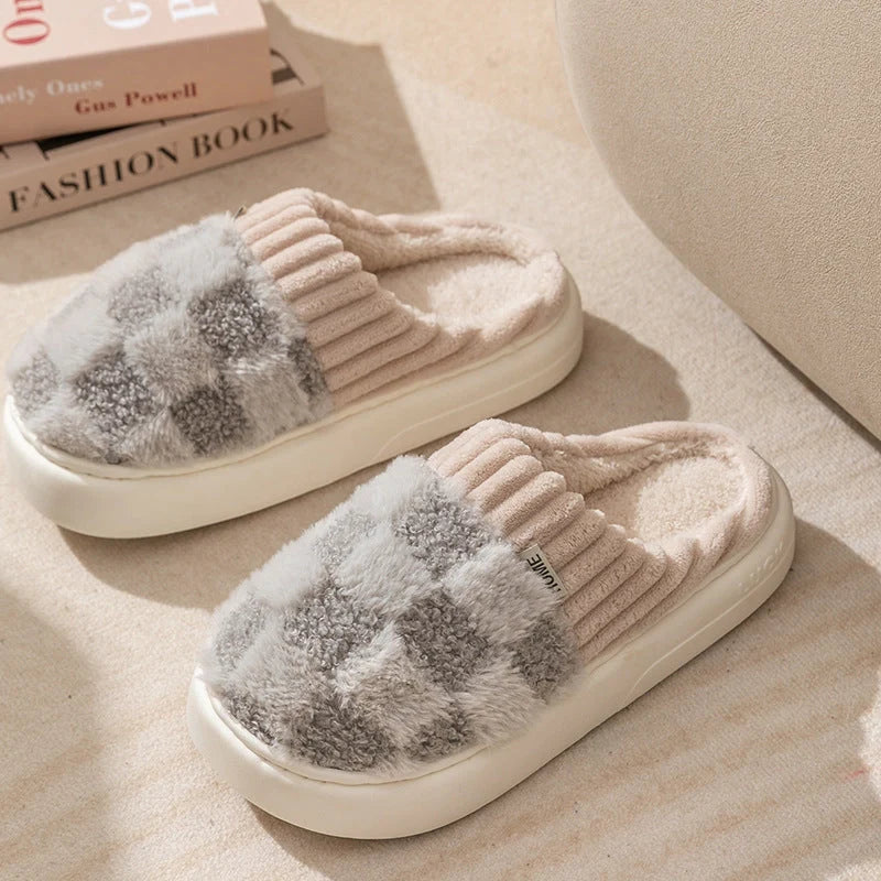 Women's plaid plush slippers with non-slip sole in various colours