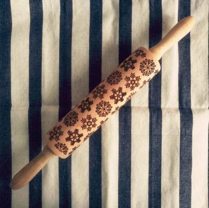 Wooden Christmas embossing rolling pin with non-stick surface for festive baking