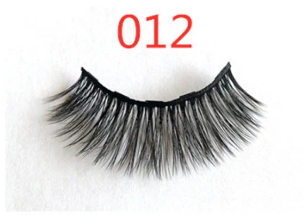 Magnetic false eyelashes set for easy, glue-free application