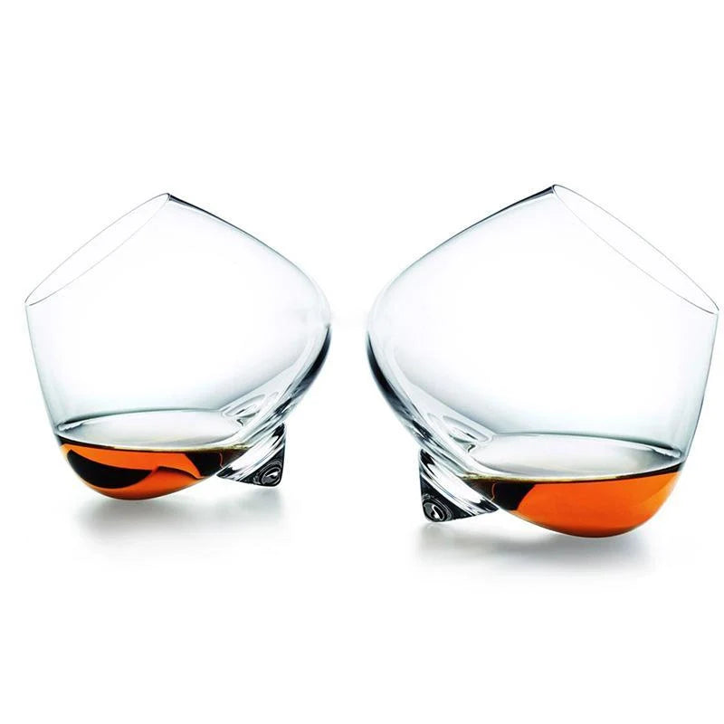 Crystal whiskey glass with wide belly for enhanced aroma and flavour