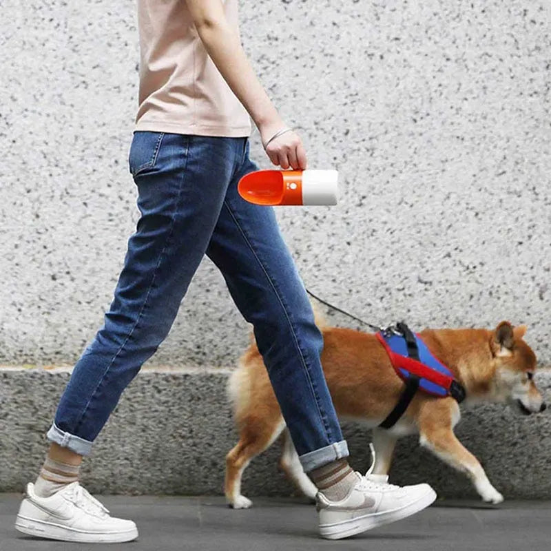 White Moestar rocket-shaped pet drinking cup with grey accents and 270ml capacity