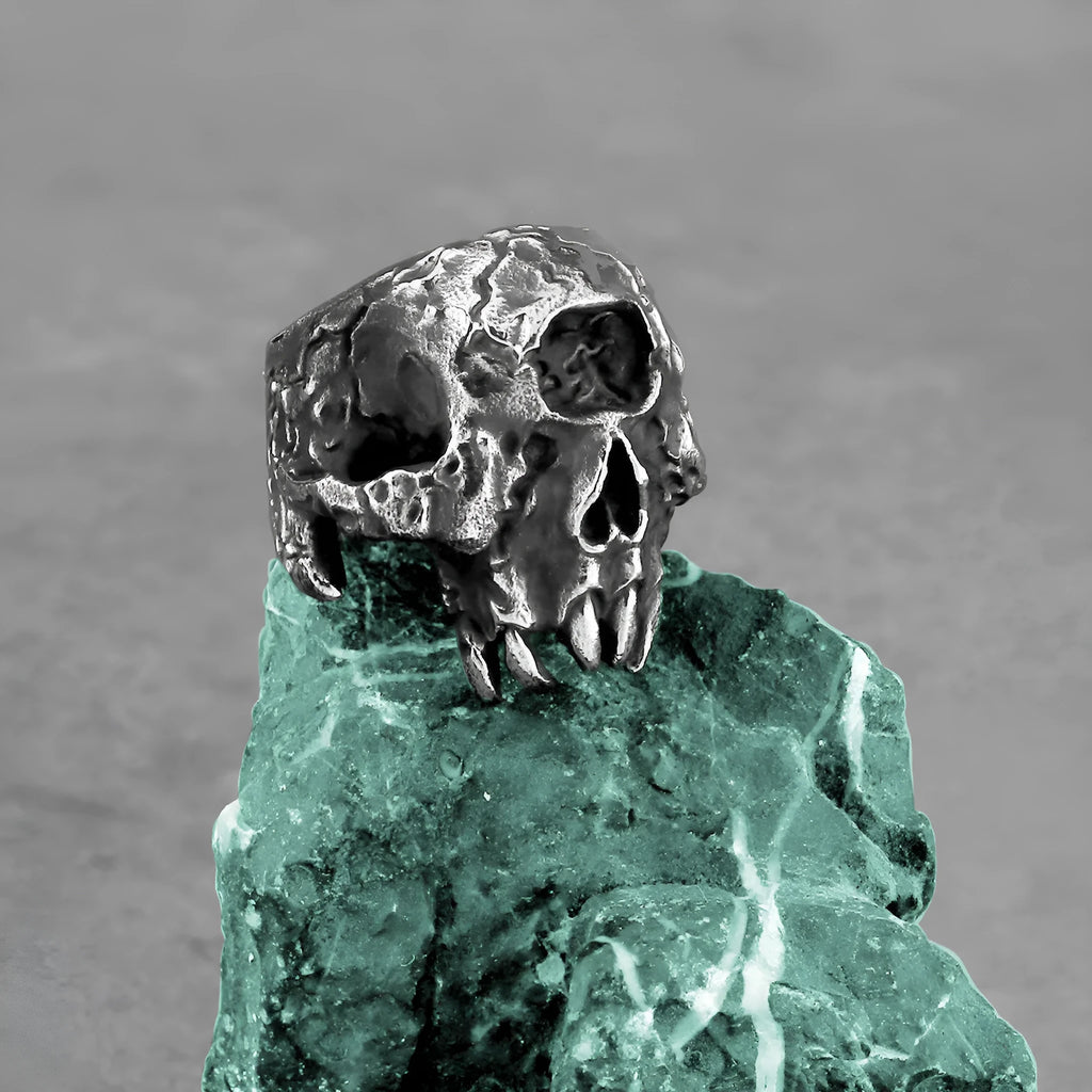 Silver alloy ring with detailed one-eyed skull design, retro punk jewellery