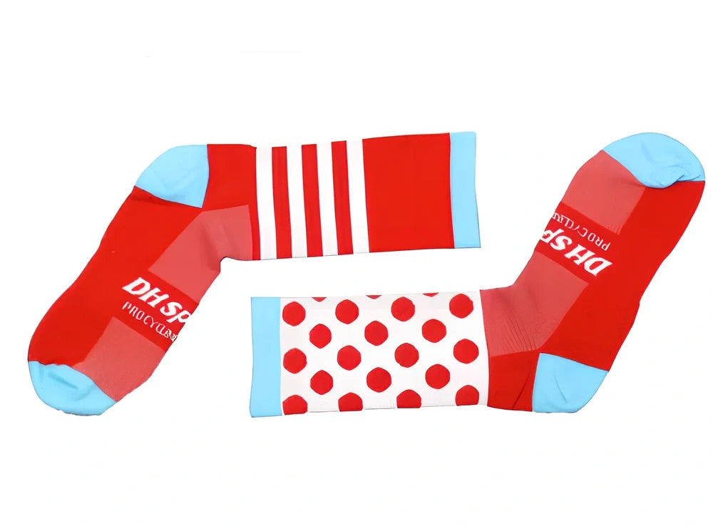 Pair of black powder compression cycling socks in size L, featuring stripe mesh pattern, 40-45cm long tube for breathable four-season support