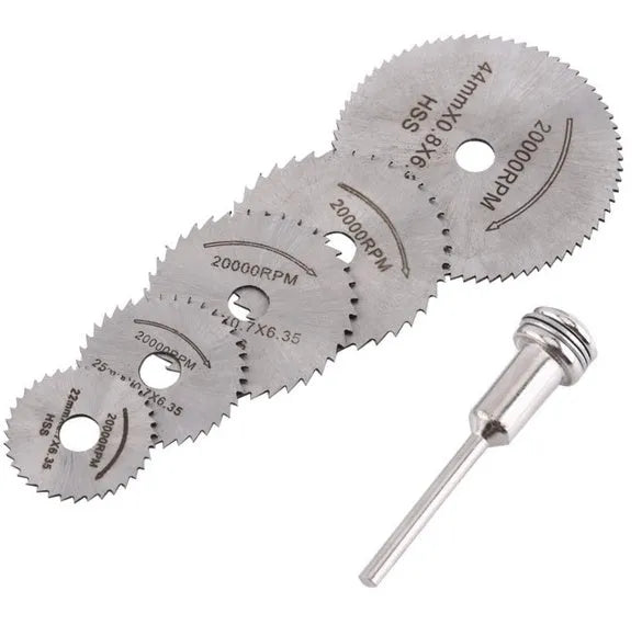 Six circular saw blades with mandrel in various sizes from 10mm to 25mm diameter