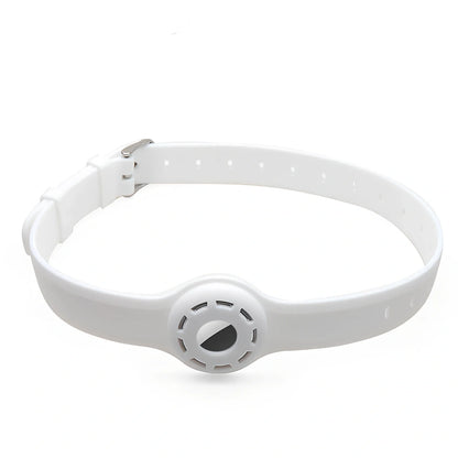 Red silicone AirTag tracker collar wrapped on pet neck, adjustable armband in solid colour for anti-lost security