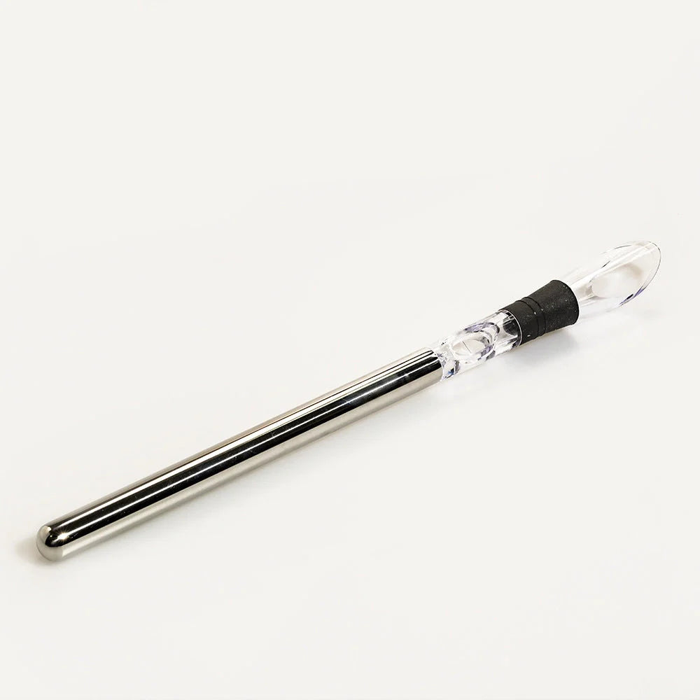 Stainless steel wine chilling rod with leakproof pourer