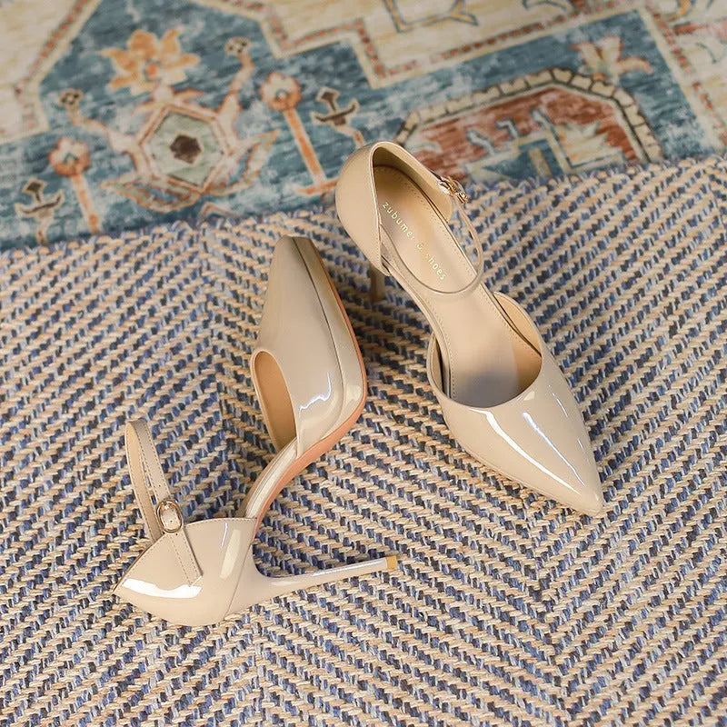 Pointed-toe platform high heels with 10.5cm stiletto heel in leather upper and hollow detail